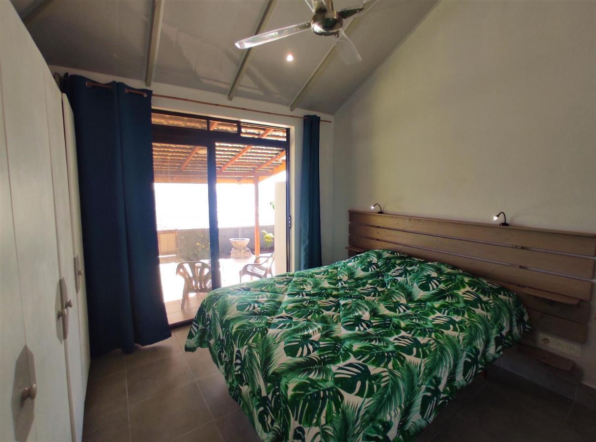 Tahiti - Taharaa Beach Bungalow Arue  Exterior foto